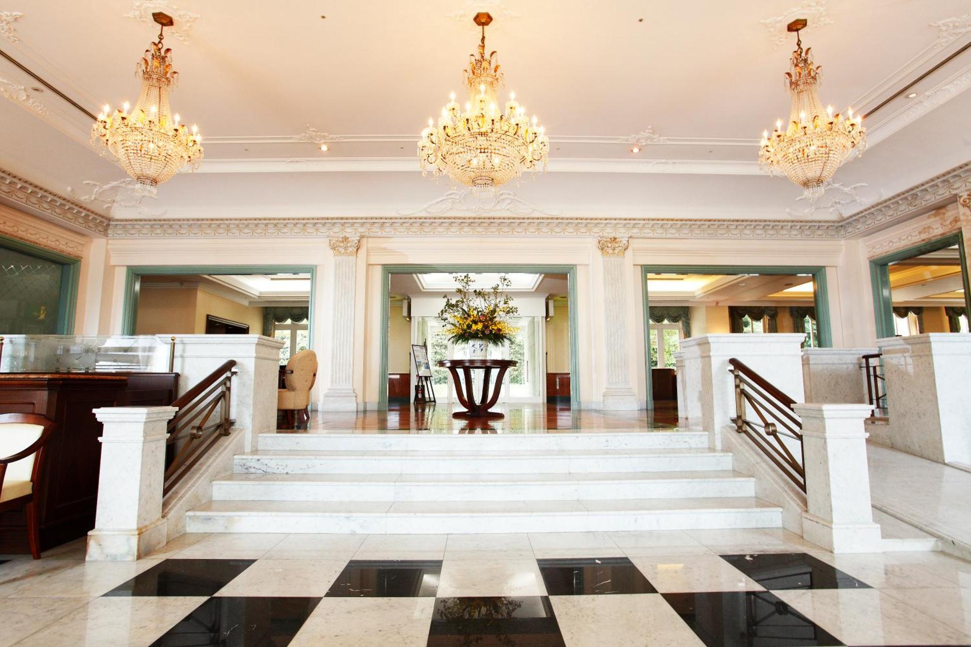 Hotel Den Haag Huis Ten Bosch Sasebo Ngoại thất bức ảnh The lobby of the hotel