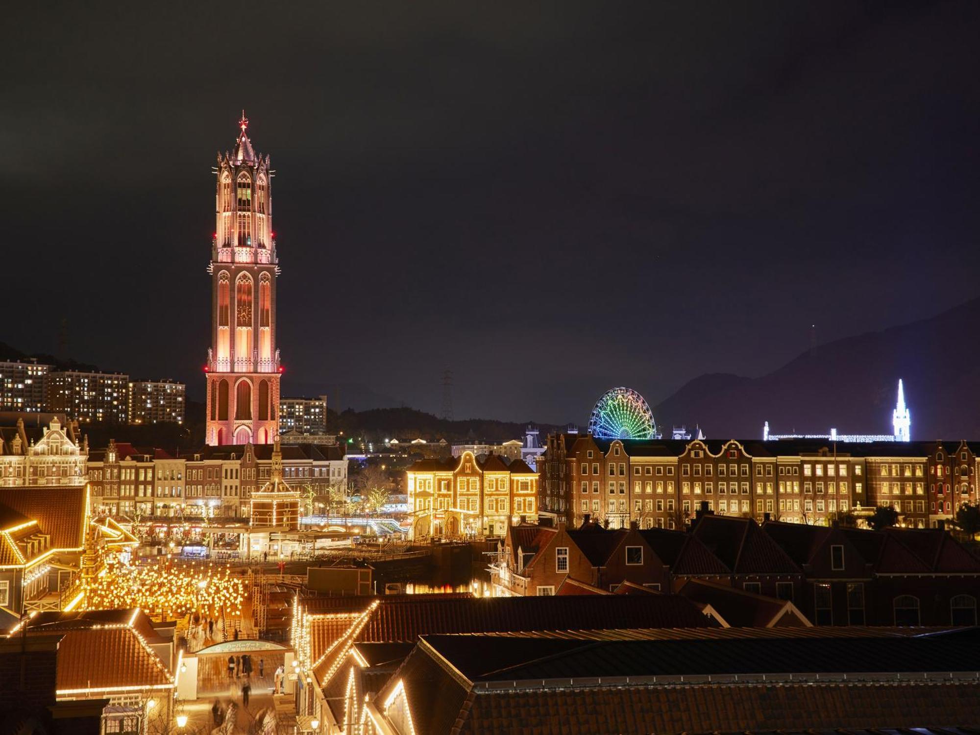 Hotel Den Haag Huis Ten Bosch Sasebo Ngoại thất bức ảnh The Christmas Market in Salzburg