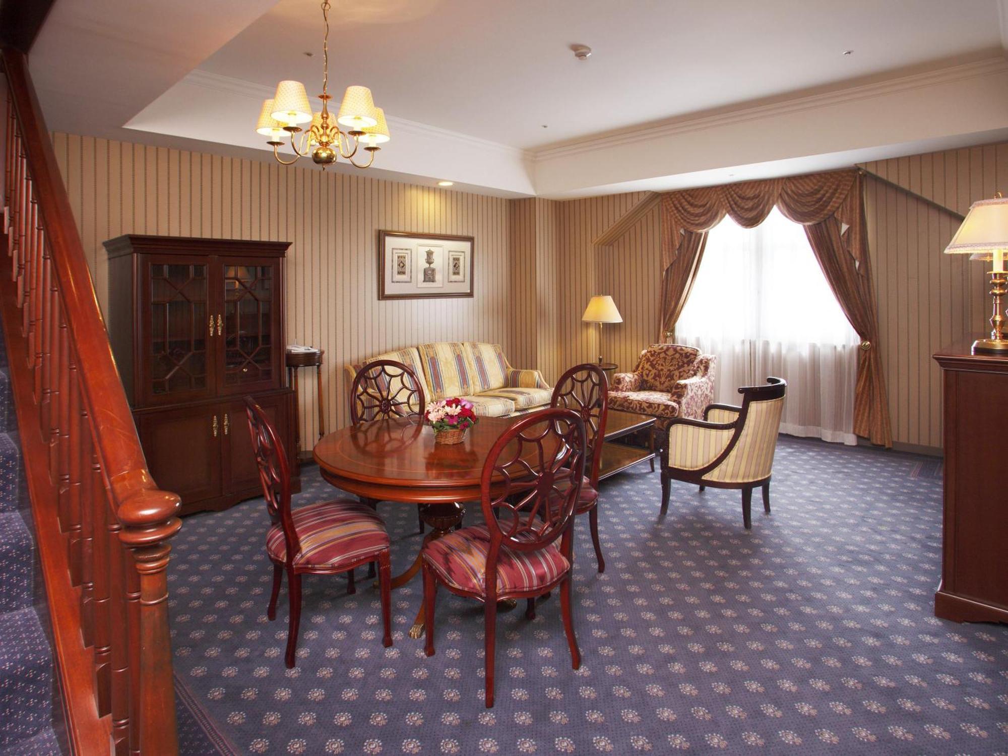 Hotel Den Haag Huis Ten Bosch Sasebo Ngoại thất bức ảnh A suite at the hotel