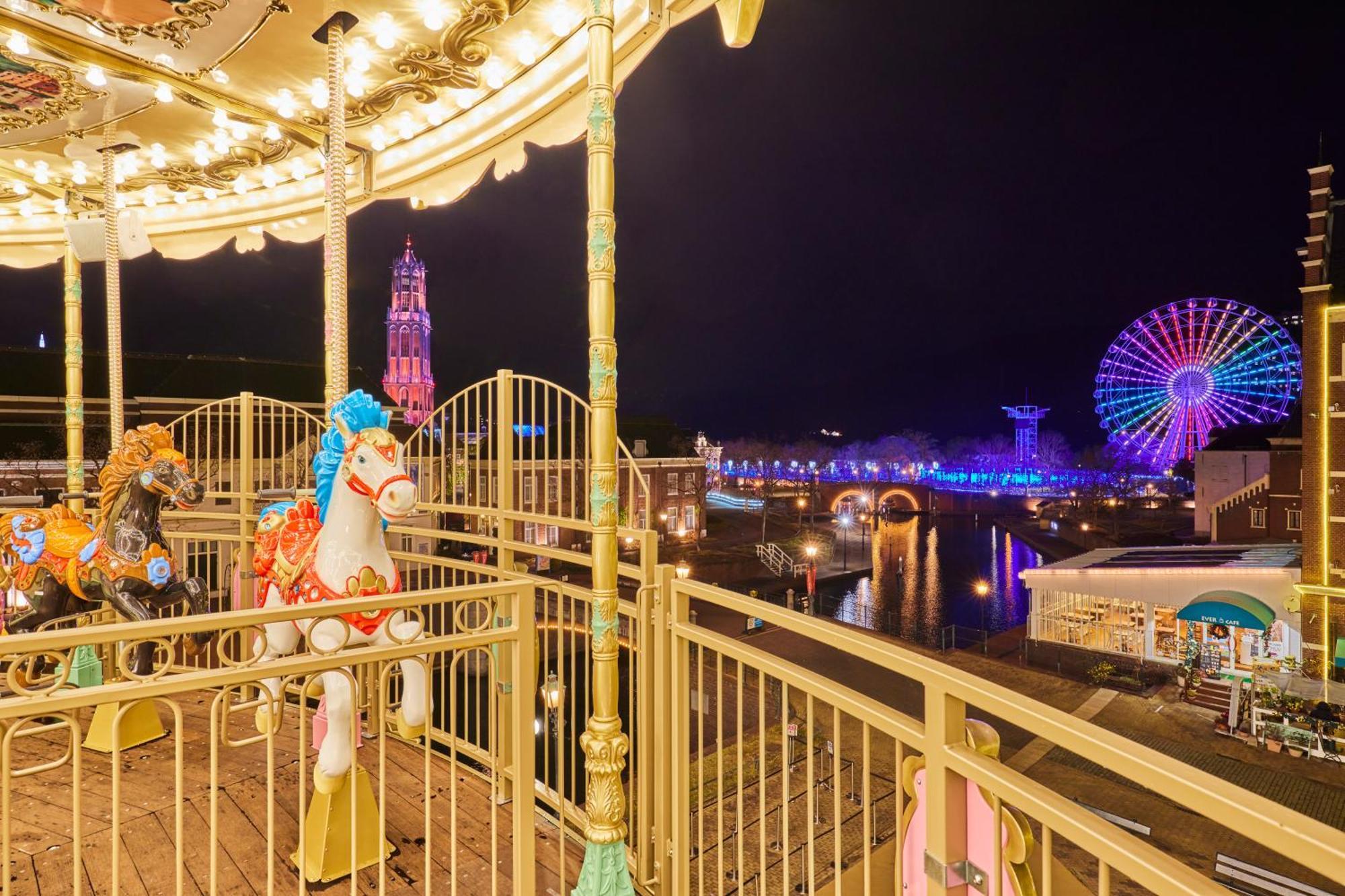 Hotel Den Haag Huis Ten Bosch Sasebo Ngoại thất bức ảnh View of the park at night